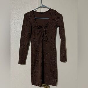 Zara Medium Brown Long Sleeve Patterned Dress With open front and bow
